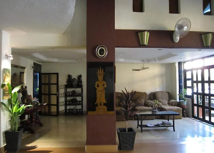 Hotel Bamboo-ck Suites